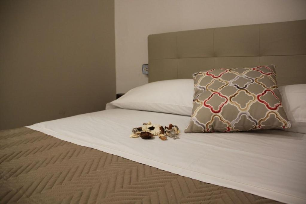 Residenza Suarez Bed and Breakfast Napels Buitenkant foto