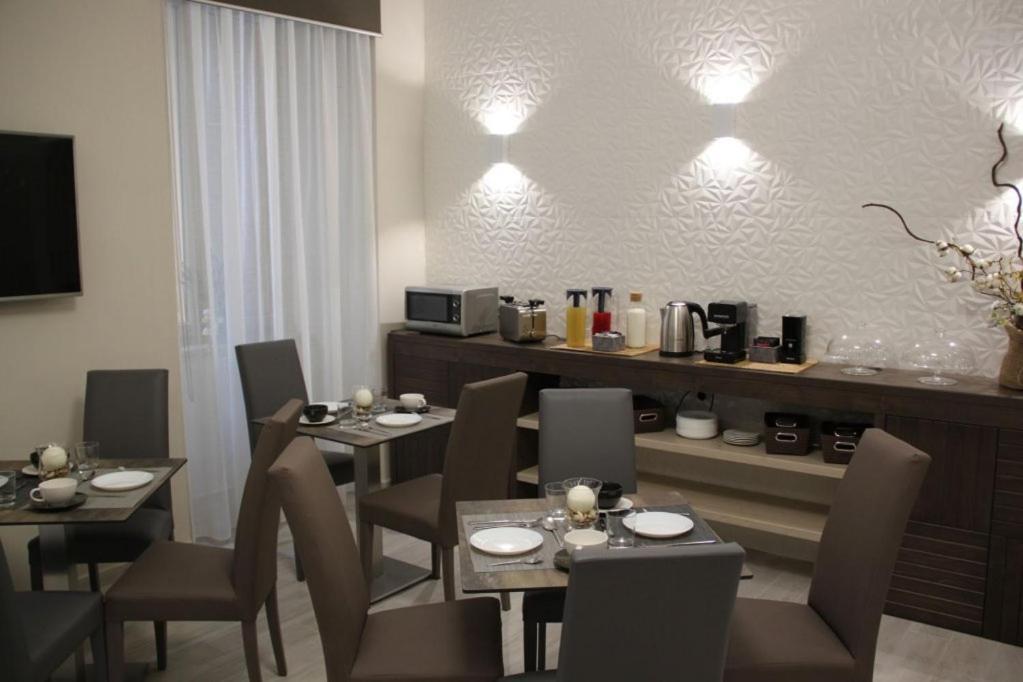 Residenza Suarez Bed and Breakfast Napels Buitenkant foto