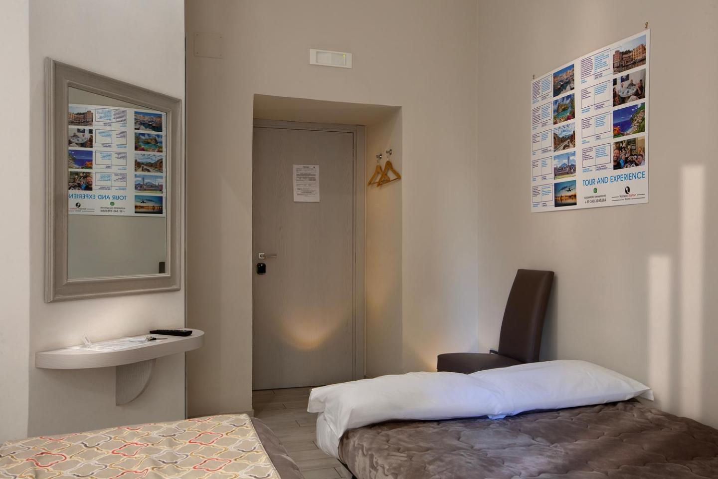 Residenza Suarez Bed and Breakfast Napels Buitenkant foto